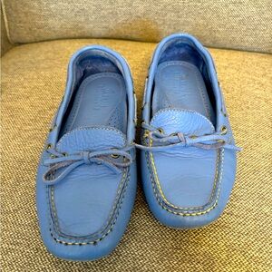 Soft leather LLbean loafers, size 7, light blue